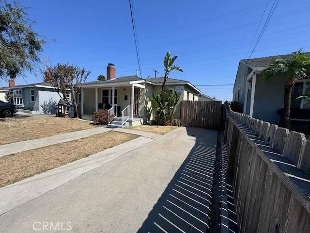 Wilmington, CA 90744,24734 Seagrove Avenue