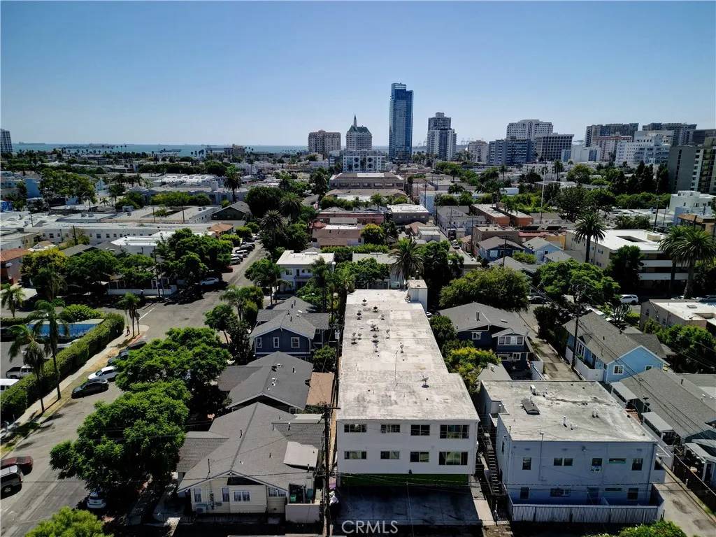 Long Beach, CA 90802,737 E 5th Street