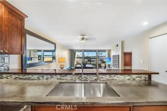 Long Beach, CA 90803,7138 Marina Pacifica Drive South