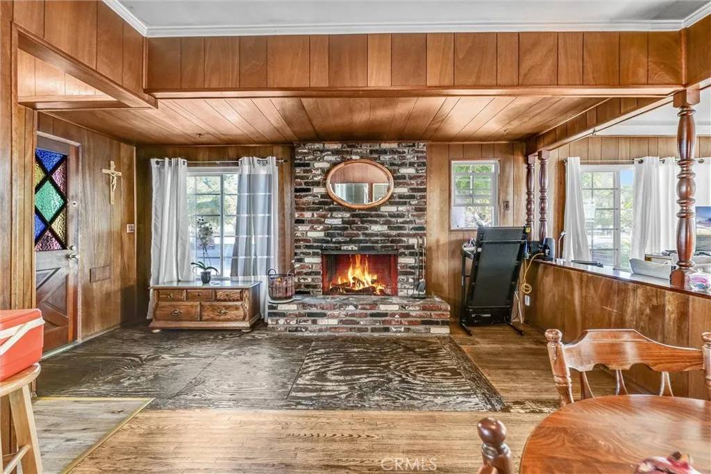 South Gate, CA 90280,9727 Hildreth Avenue