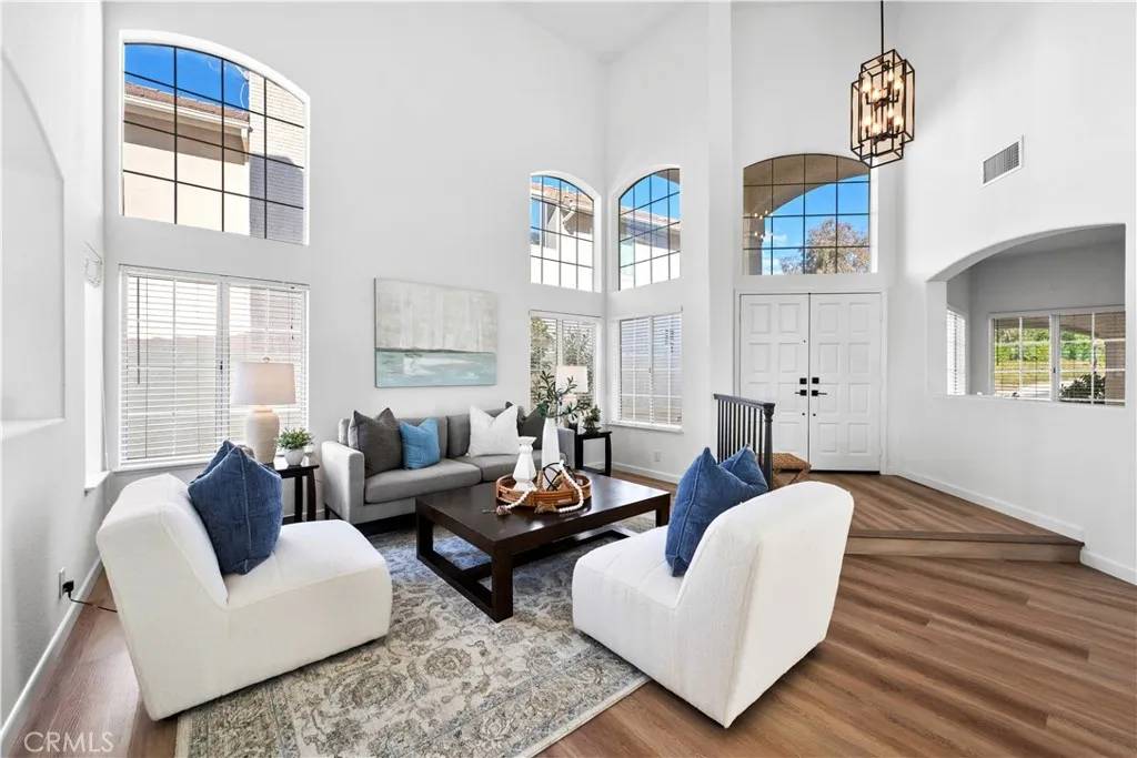 Rancho Santa Margarita, CA 92679,21423 Birdhollow Drive