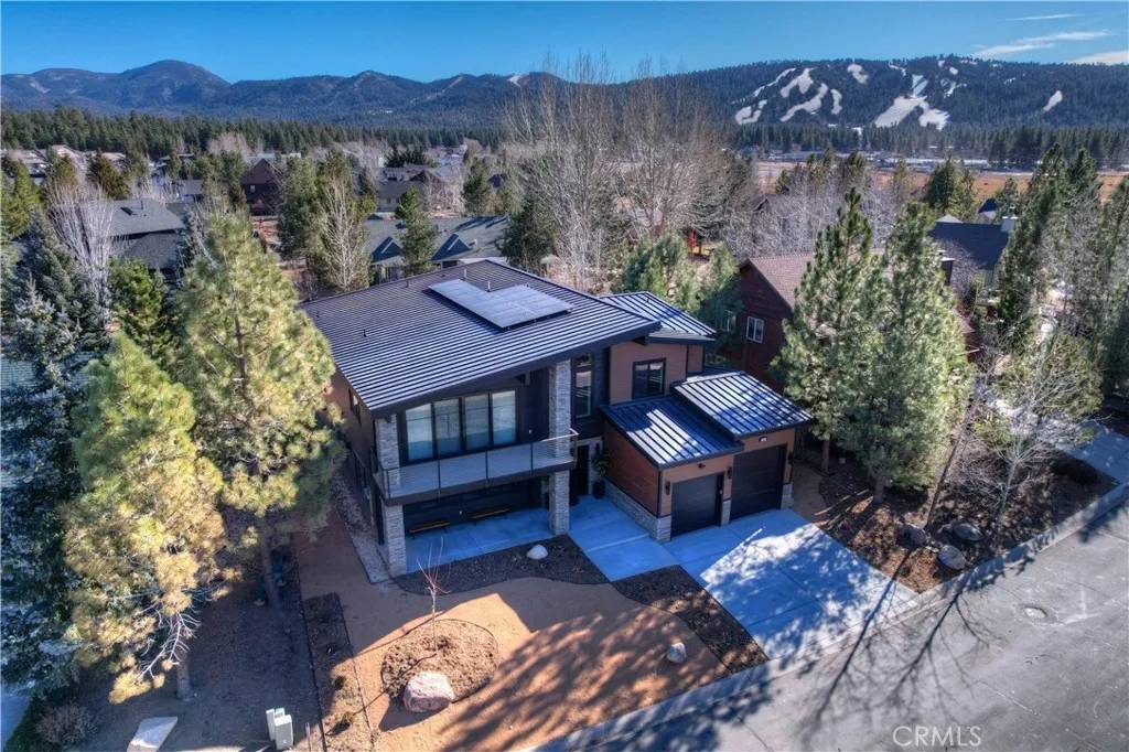 Big Bear Lake, CA 92315,361 Meadow Circle North