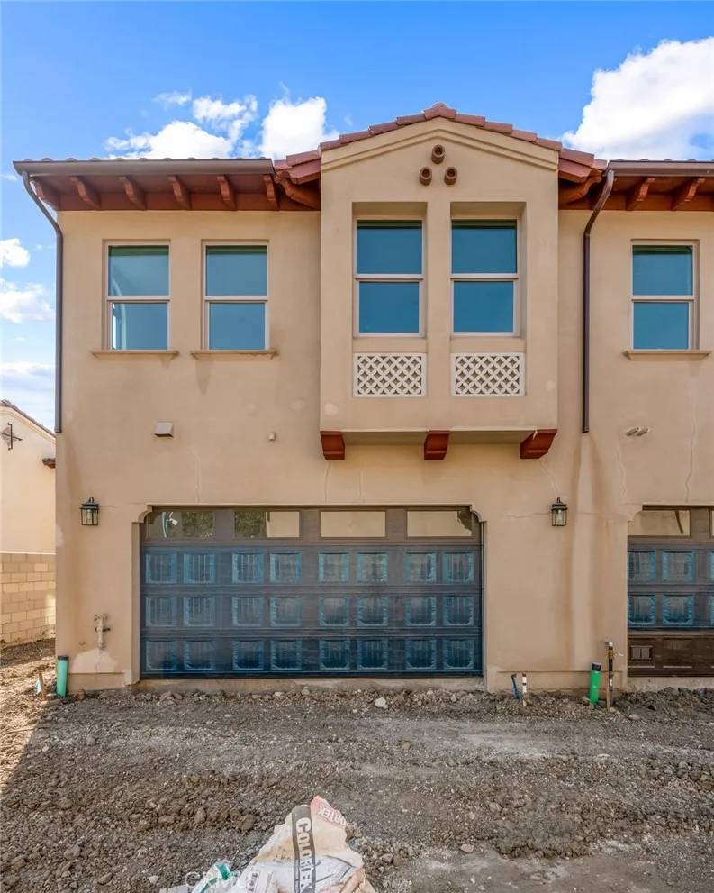 Walnut, CA 91789,802 Francesca