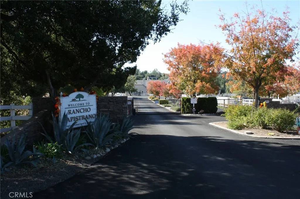 Lake Elsinore, CA 92530,35535 Trabuco
