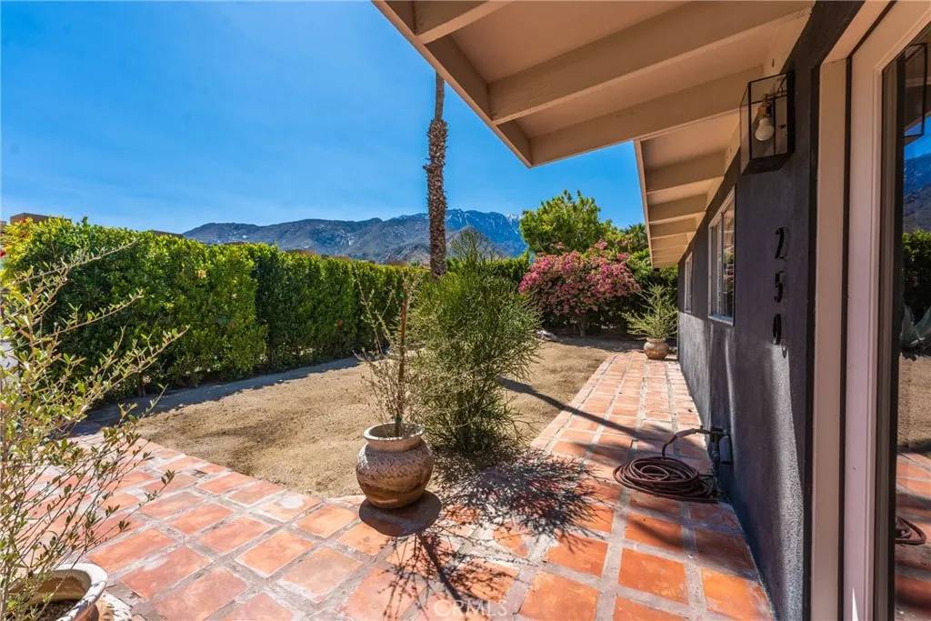 Palm Springs, CA 92262,250 W Cortez Road