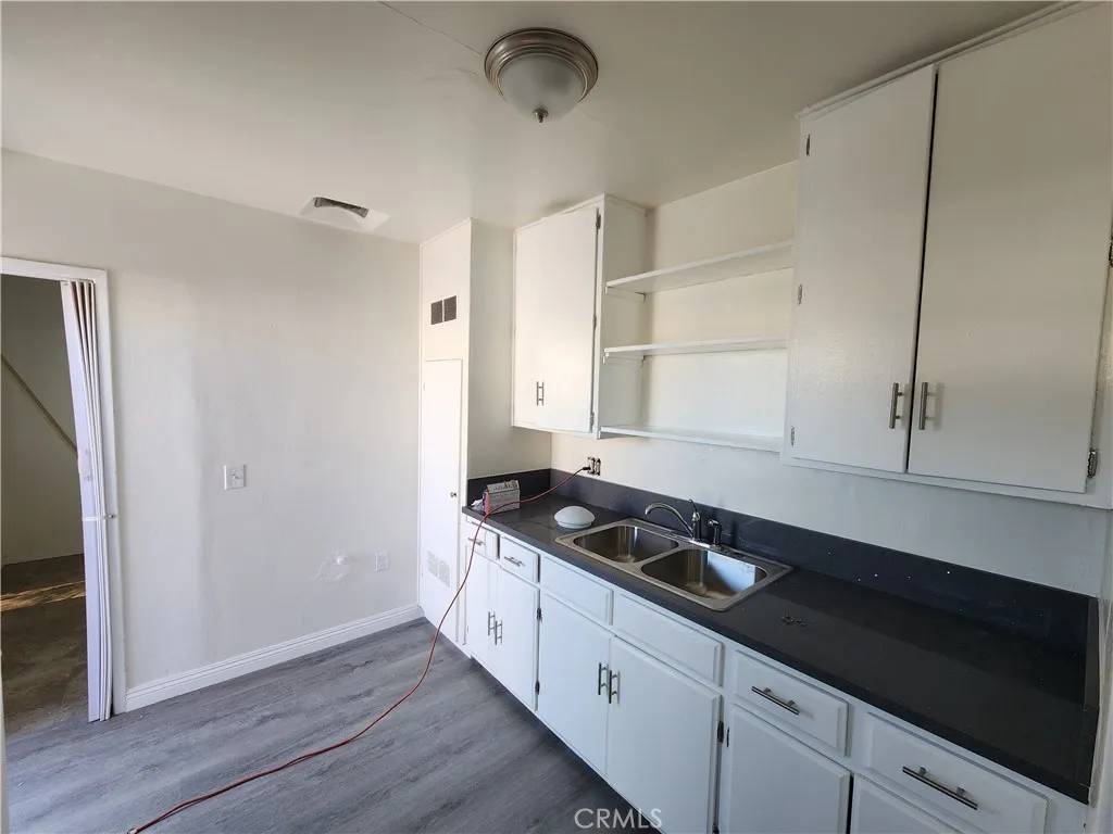 Bellflower, CA 90706,16811 Lakewood Boulevard