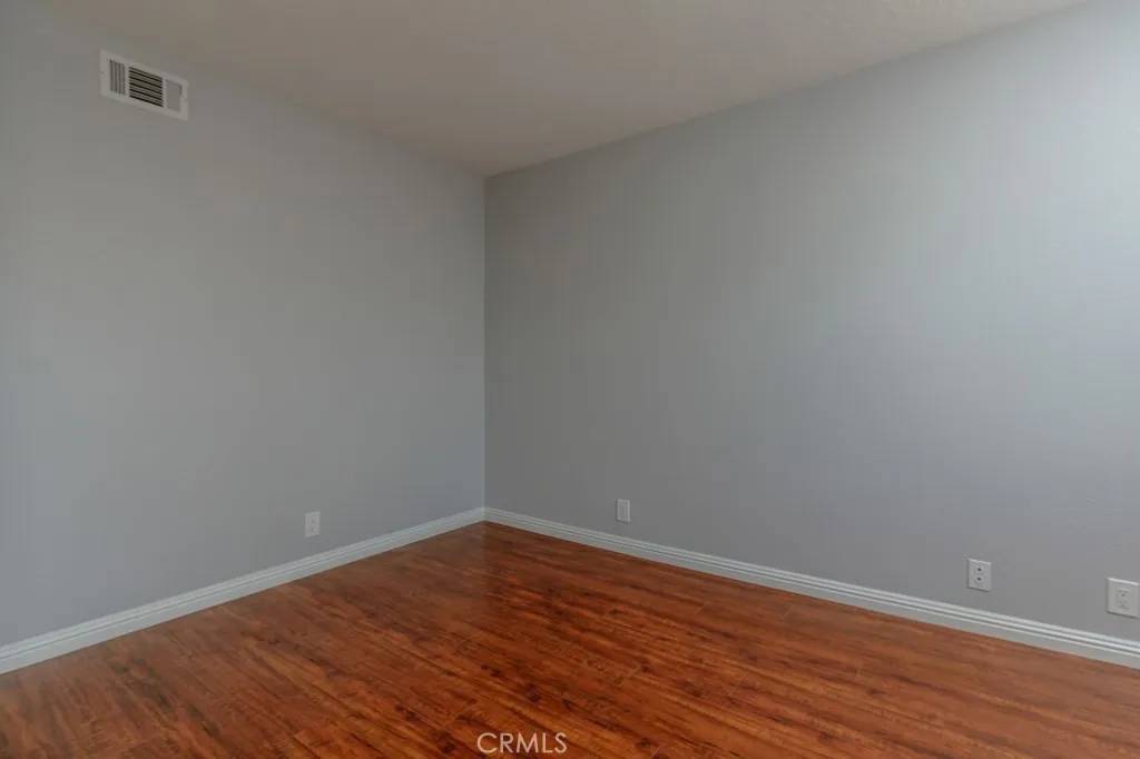 Signal Hill, CA 90755,2215 Molino Avenue #C