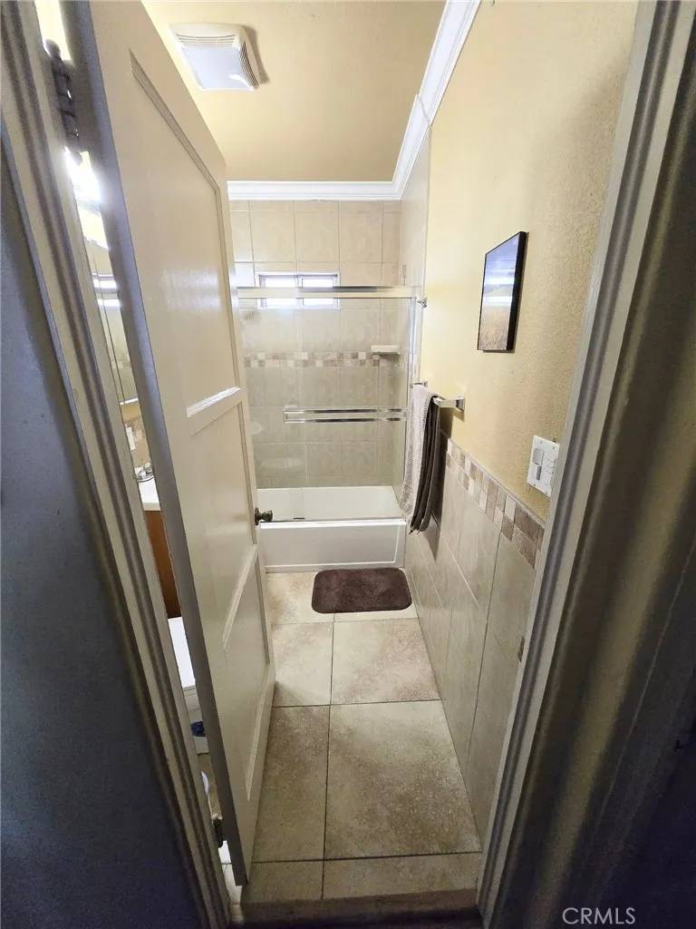 Victorville, CA 92395,16842 Tracy Street