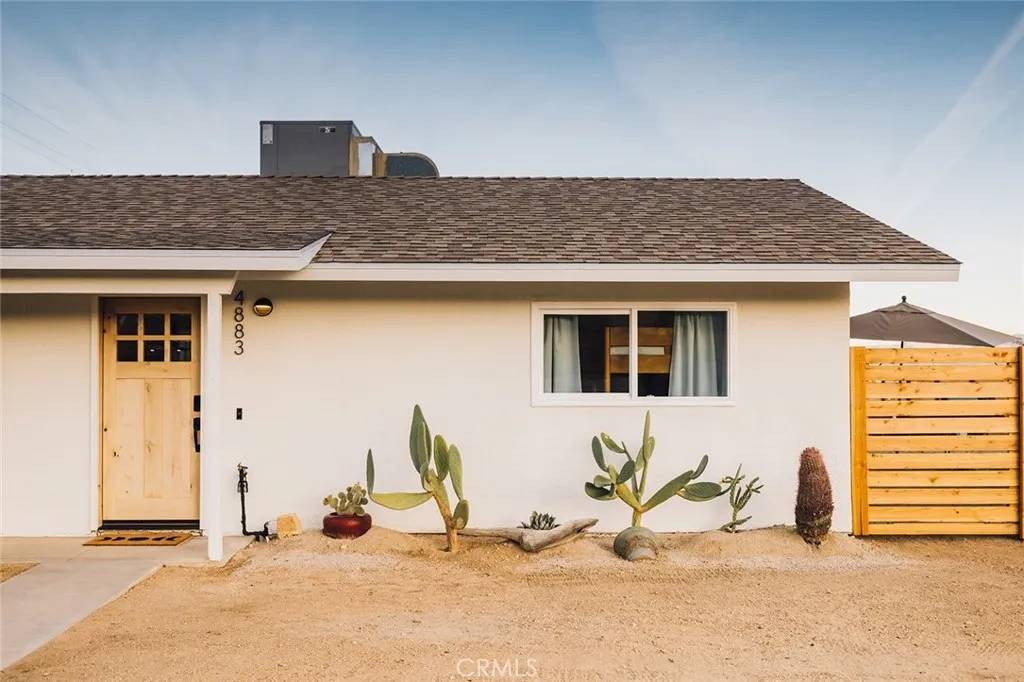 Joshua Tree, CA 92252,4883 Avenida La Candela