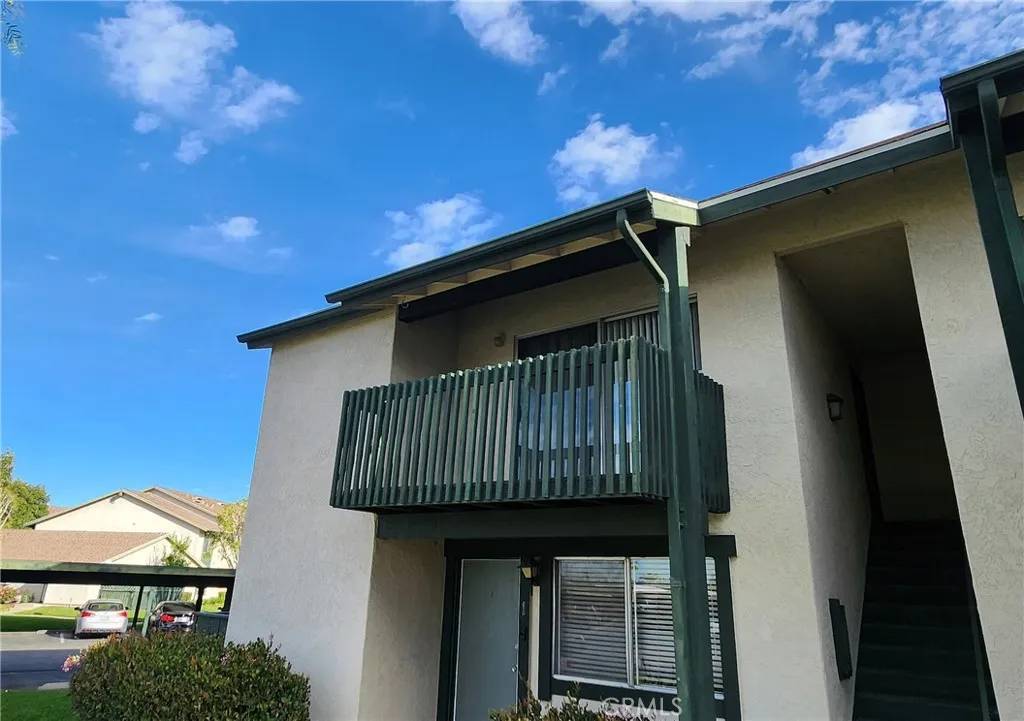 Lake Forest, CA 92630,23230 Orange Avenue #2