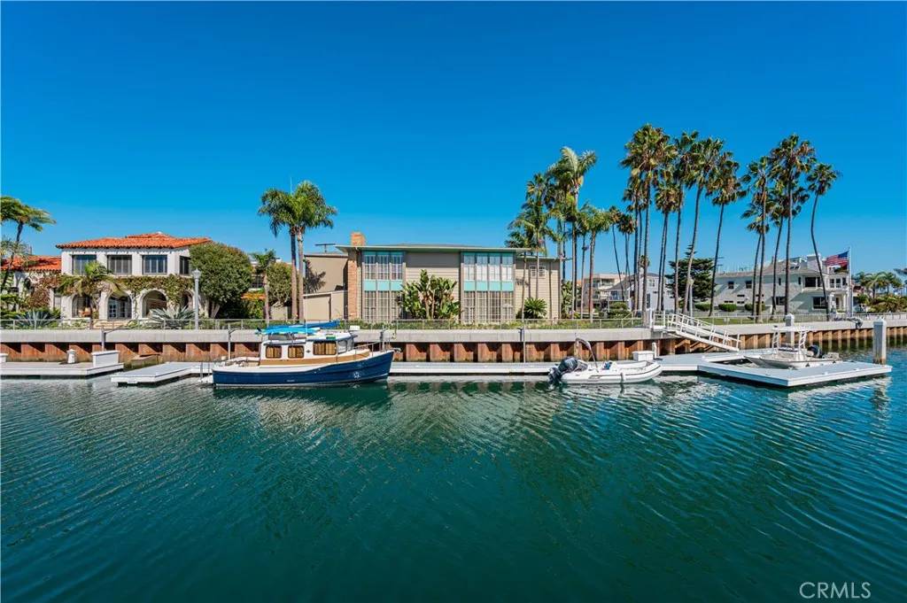 Long Beach, CA 90803,15 The Colonnade