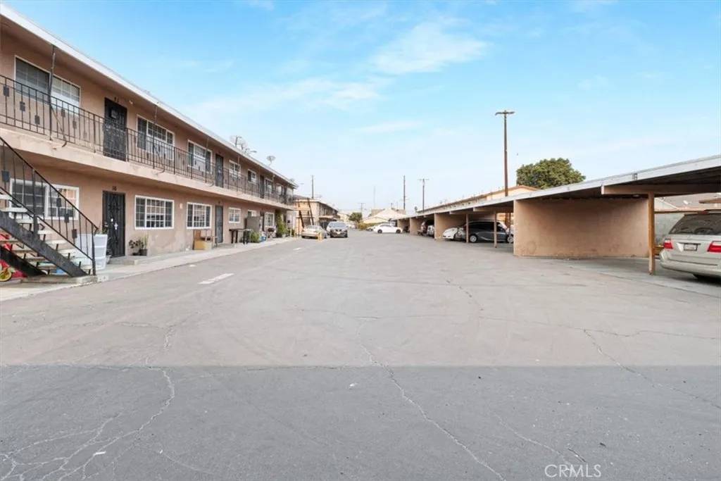 Cudahy, CA 90201,4434 Clara Street