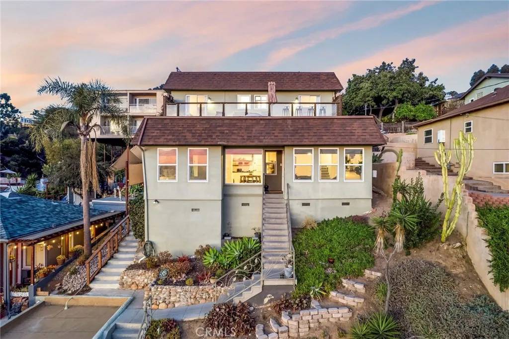 San Diego, CA 92103,1570 Linwood Street