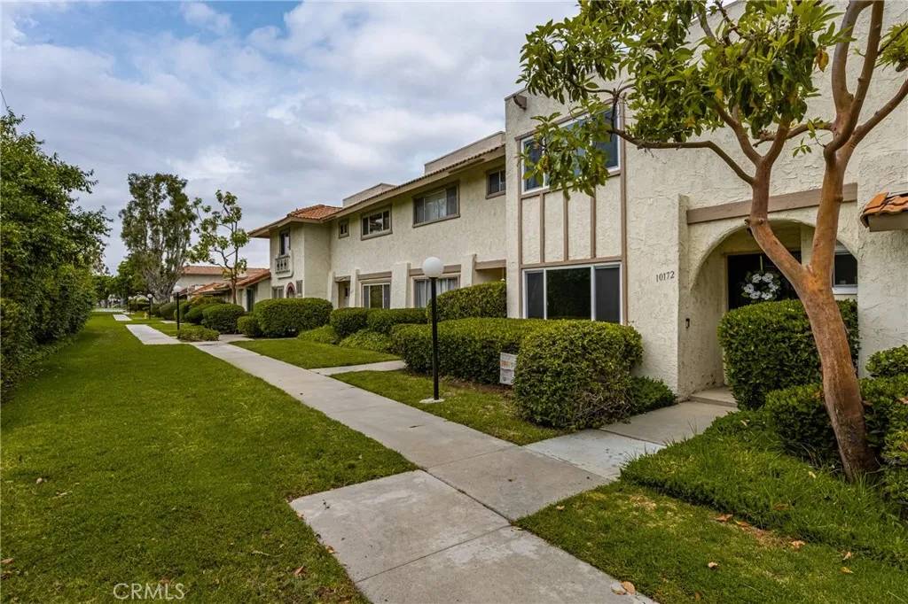 Westminster, CA 92683,10172 Cabo Drive