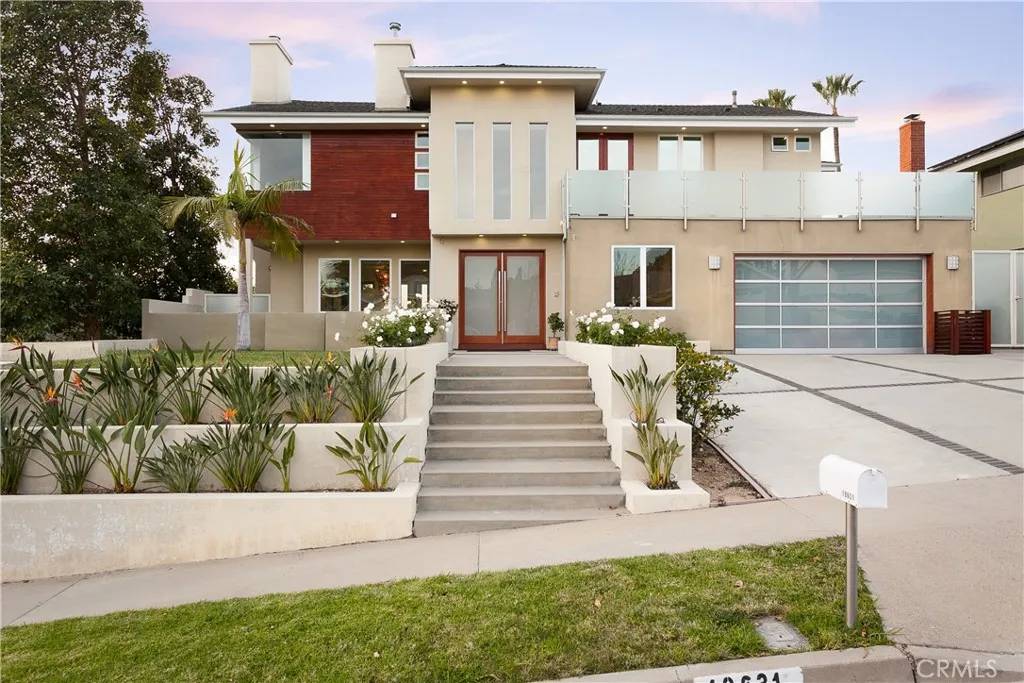 Yorba Linda, CA 92886,19631 Crestknoll Dr.