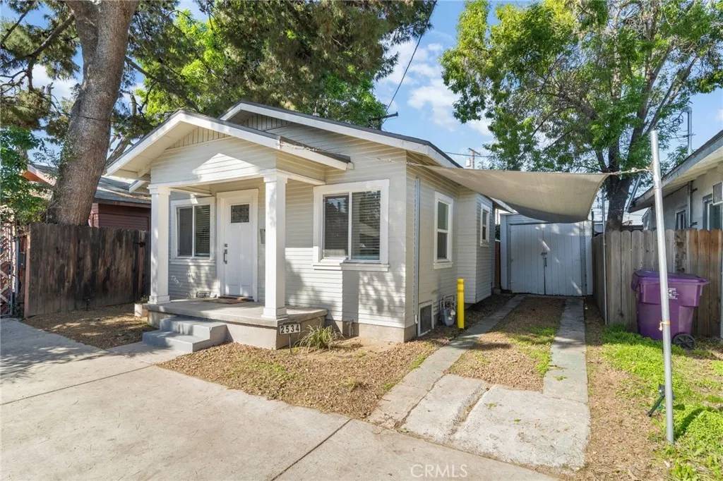 Long Beach, CA 90804,2534 East 14th Street