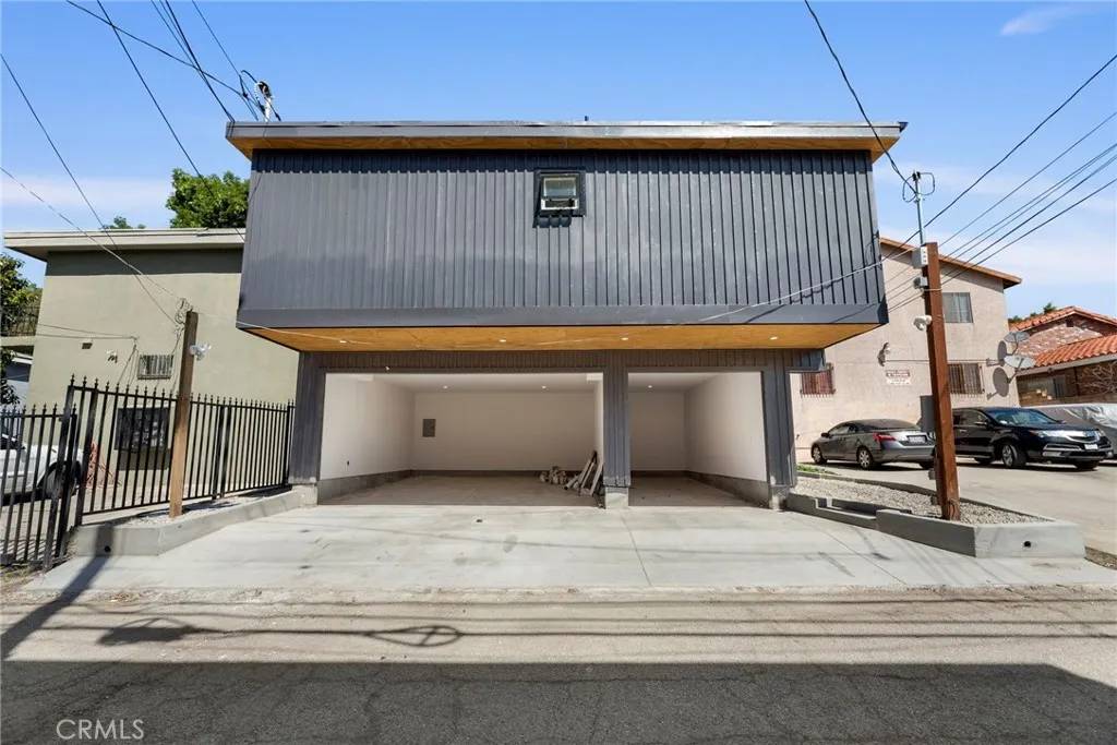 Los Angeles, CA 90032,5150 Ithaca Avenue