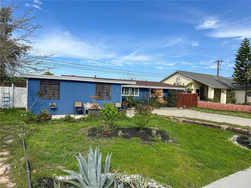 Ontario, CA 91764,1307 N Allyn Avenue