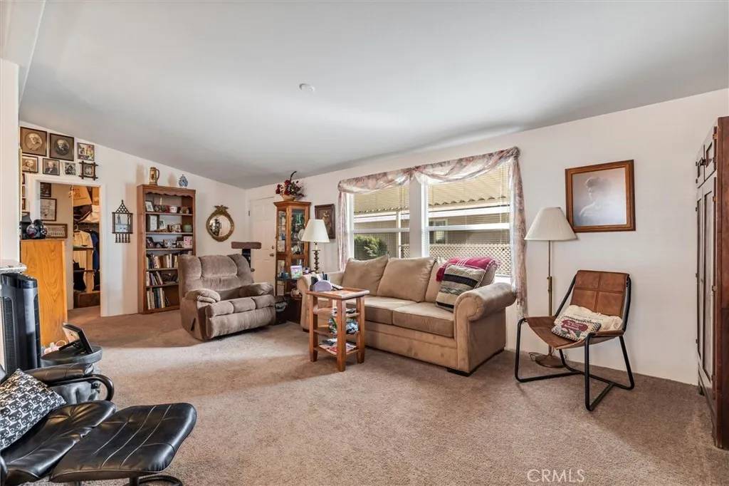 Santa Ana, CA 92704,3101 S Fairview #164