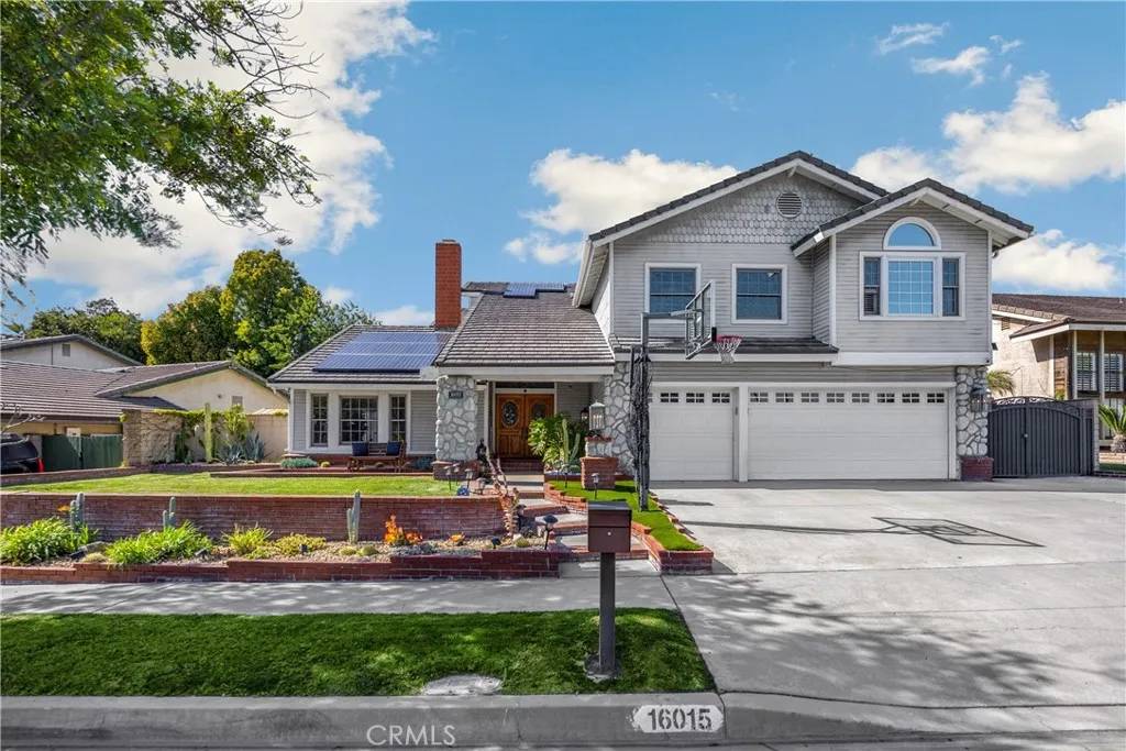 La Mirada, CA 90638,16015 Avenida San Miguel