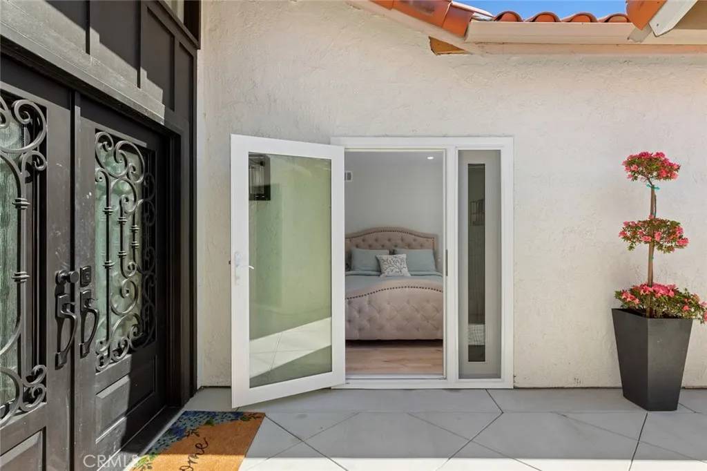 Mission Viejo, CA 92691,22465 Melida