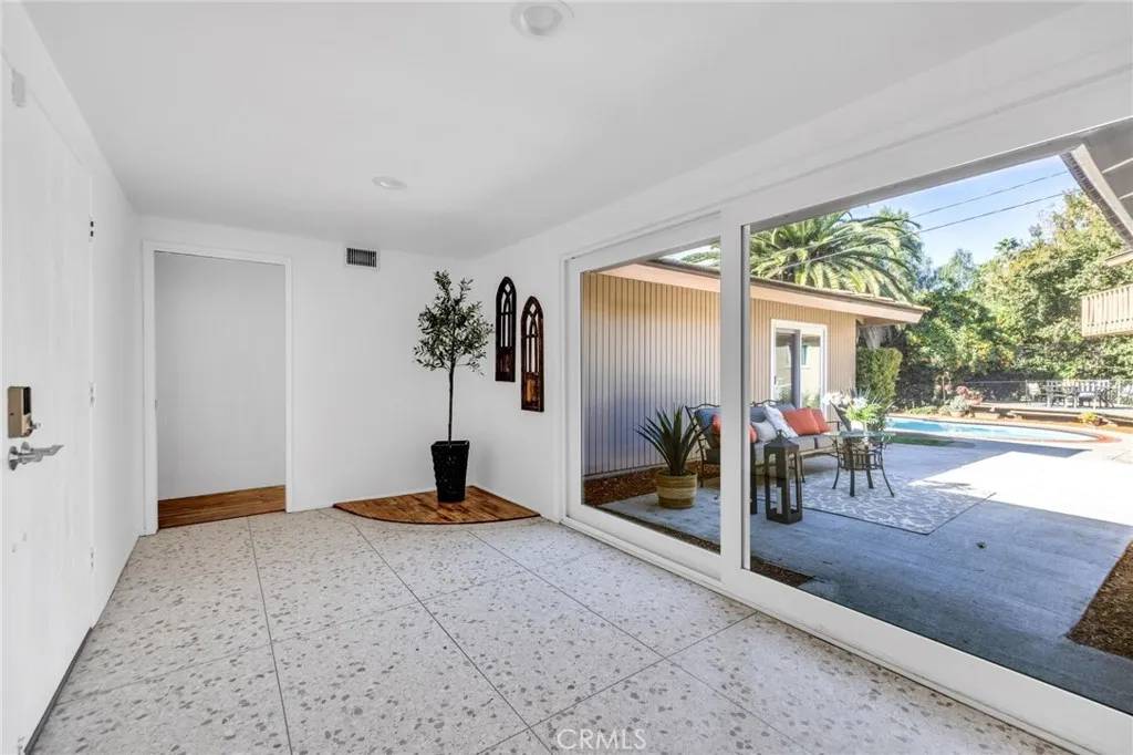 La Habra Heights, CA 90631,2001 Hacienda Road