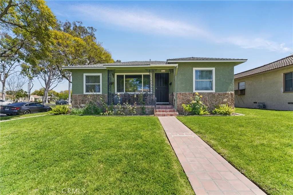 Lakewood, CA 90713,4858 Canehill Avenue