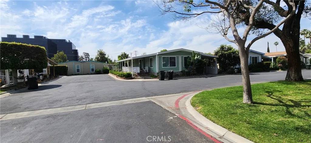 Anaheim, CA 92801,1919 W Coronet #158