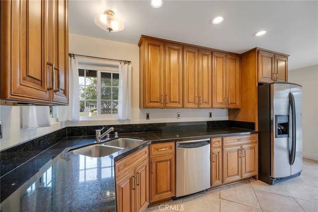 Yorba Linda, CA 92886,18342 Avolinda Drive