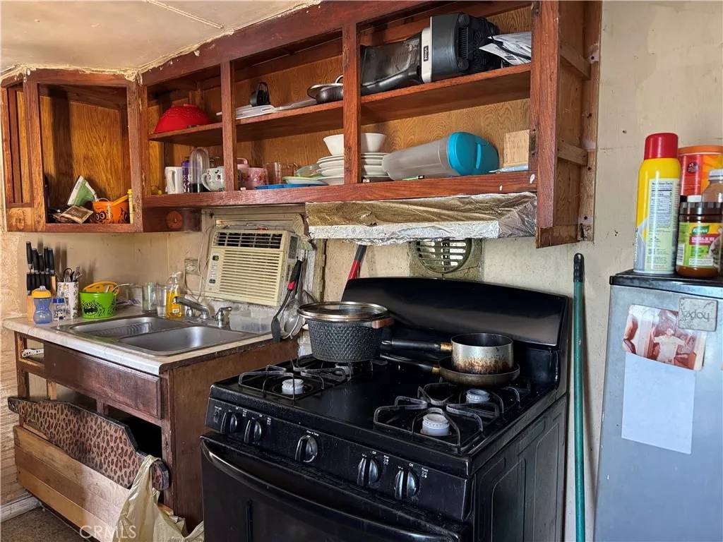 Gardena, CA 90247,13713 S VERMONT #2
