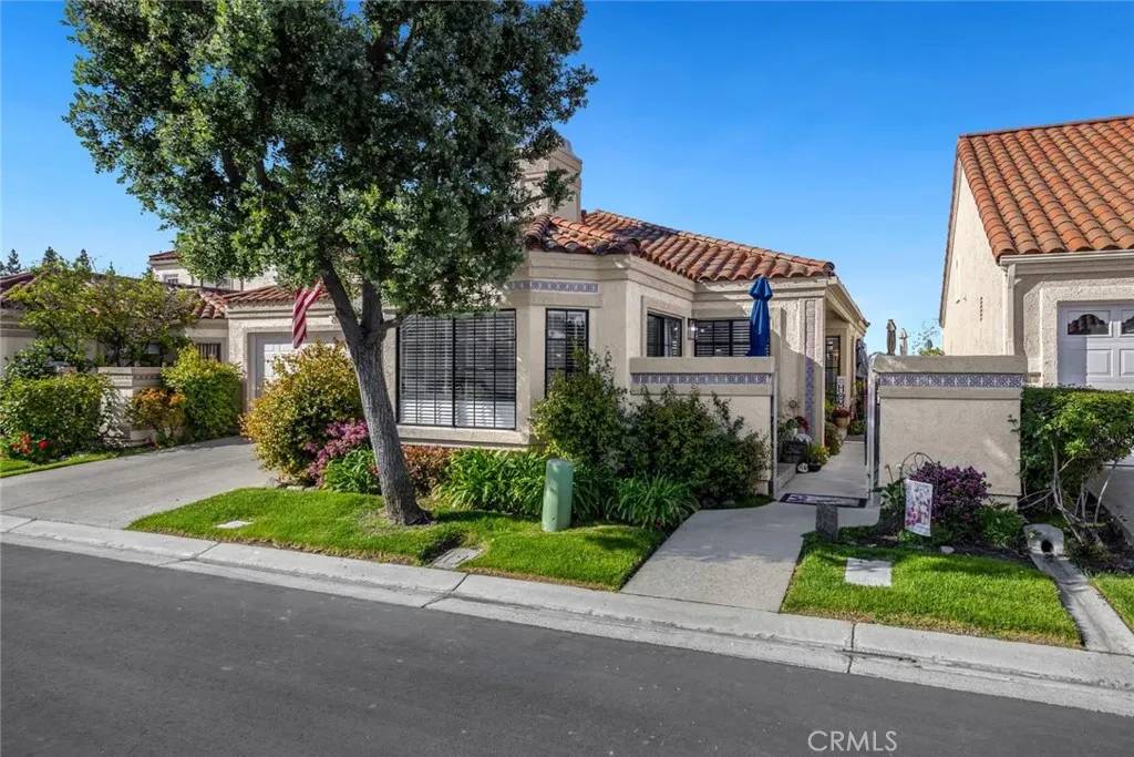 Mission Viejo, CA 92692,28255 Las Casas