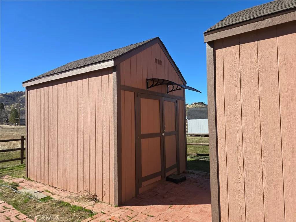 Tehachapi, CA 93561,28121 Braeburn Place