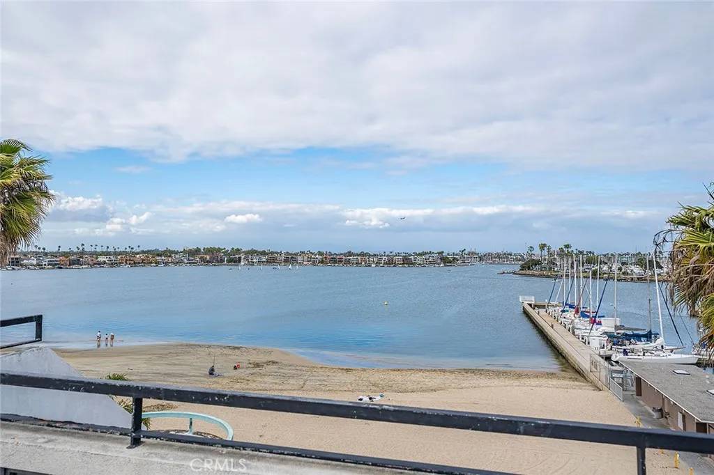 Long Beach, CA 90803,6911 E Ocean Boulevard