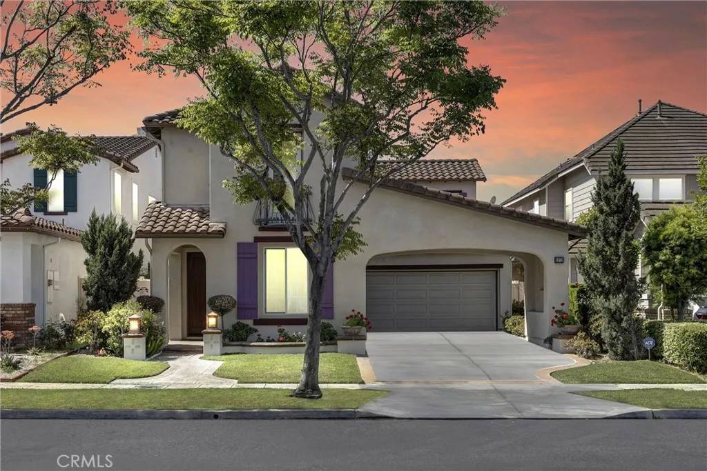 Fullerton, CA 92833,2072 McGarvey Street