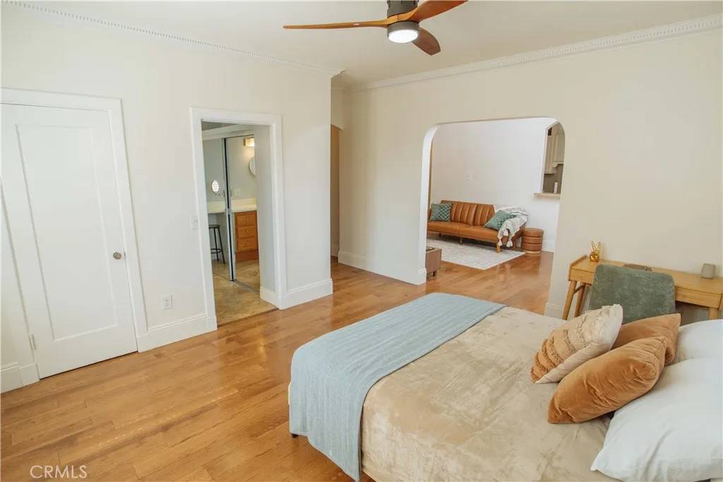 Long Beach, CA 90802,315 W 3rd Street #305