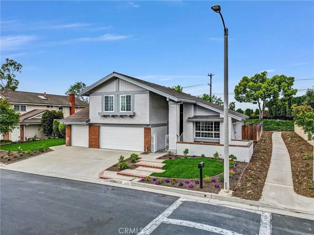 Fullerton, CA 92833,1109 Northampton Way