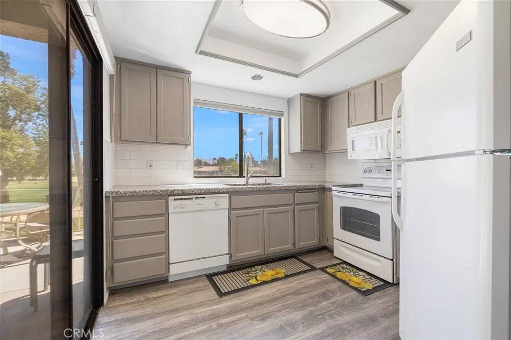 Palm Desert, CA 92211,41915 Preston Trail