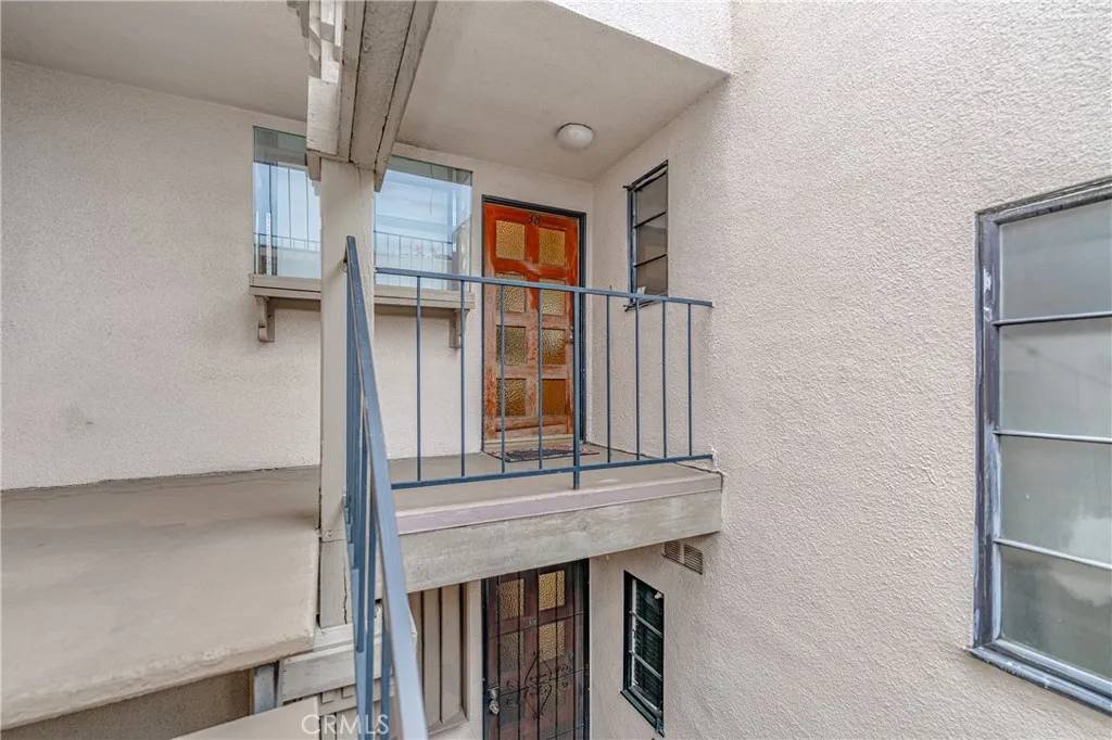 Signal Hill, CA 90755,2575 E 19th Street #38