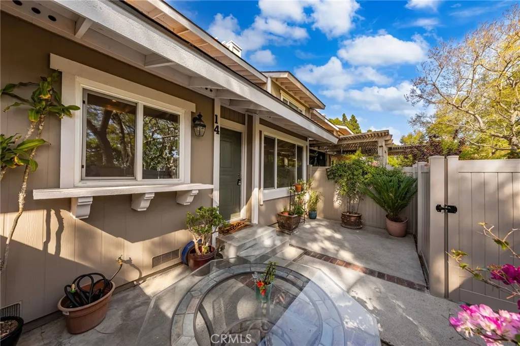 Fullerton, CA 92831,3110 E Palm Drive #14