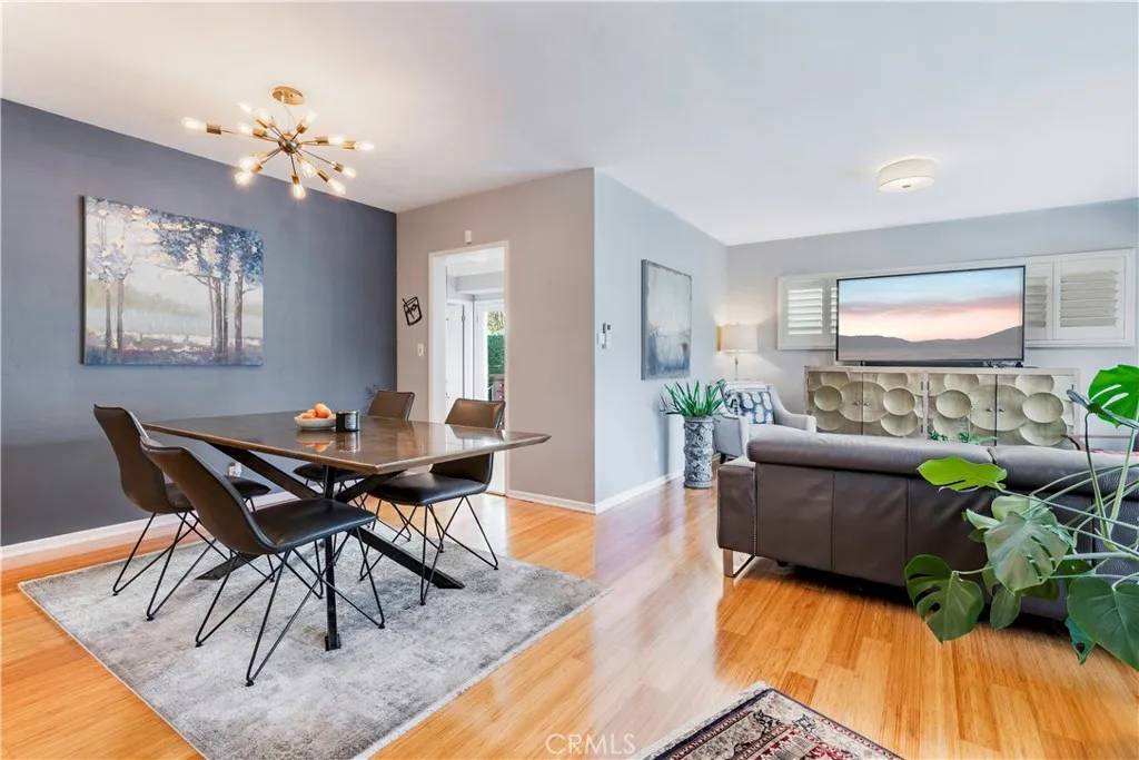 Long Beach, CA 90814,4723 E 3rd Street