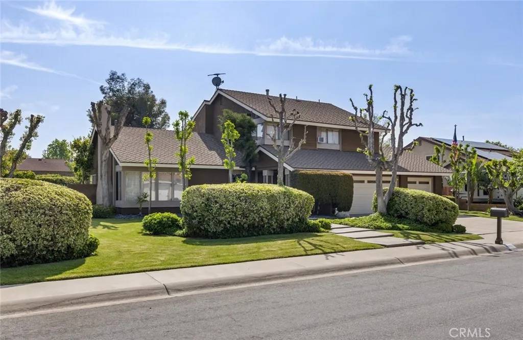 Yorba Linda, CA 92886,4466 Rainbow Lane