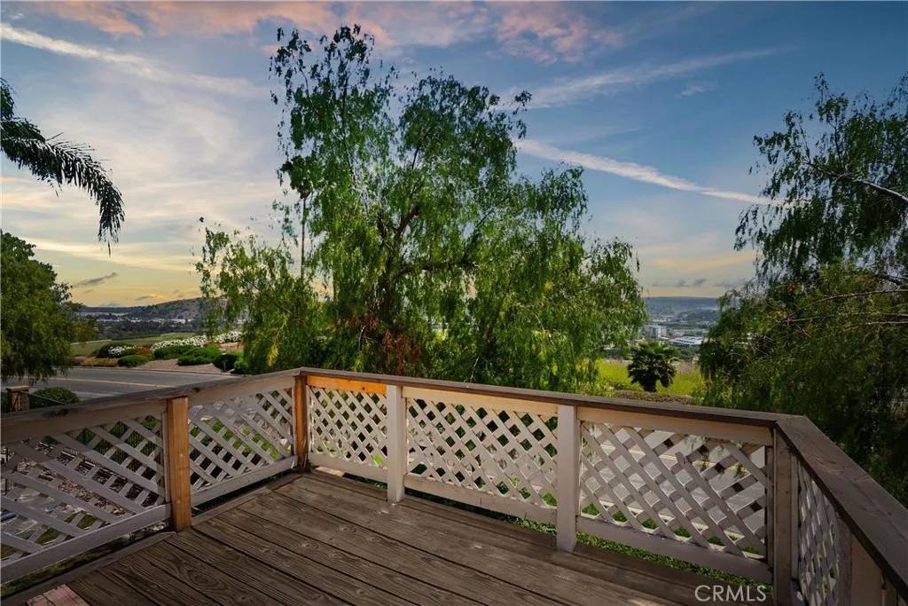 San Dimas, CA 91773,104 Calle Renata