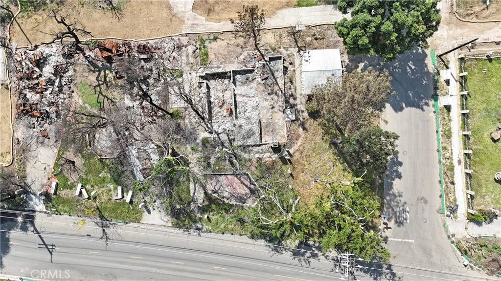 Altadena, CA 91001,344 E Las Flores