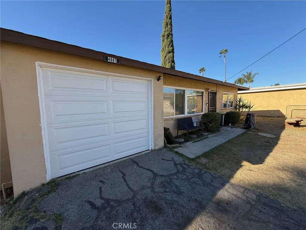 Riverside, CA 92506,4603 Jurupa Avenue