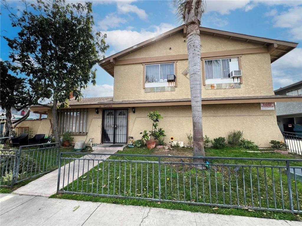 Orange, CA 92865,1908 E Coral Avenue
