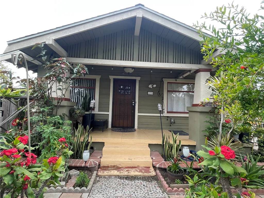 Long Beach, CA 90813,1230 E 8th