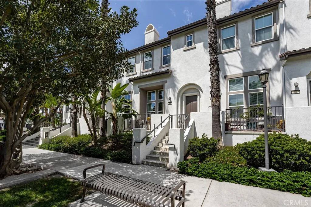 Buena Park, CA 90621,68 Webber Way