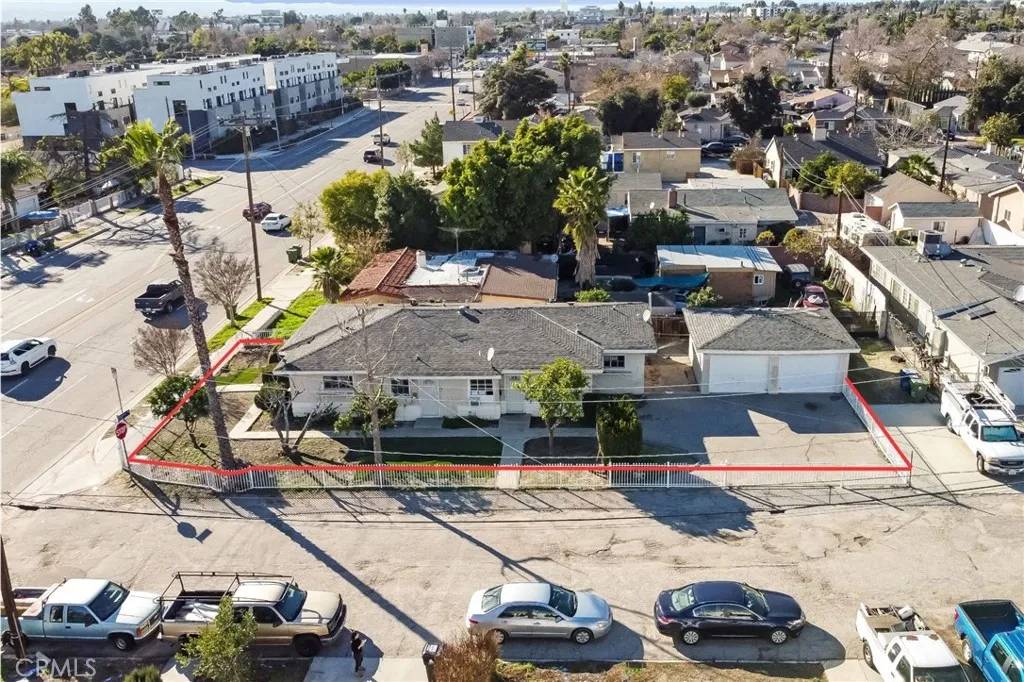 North Hollywood, CA 91606,11233 Victory Boulevard