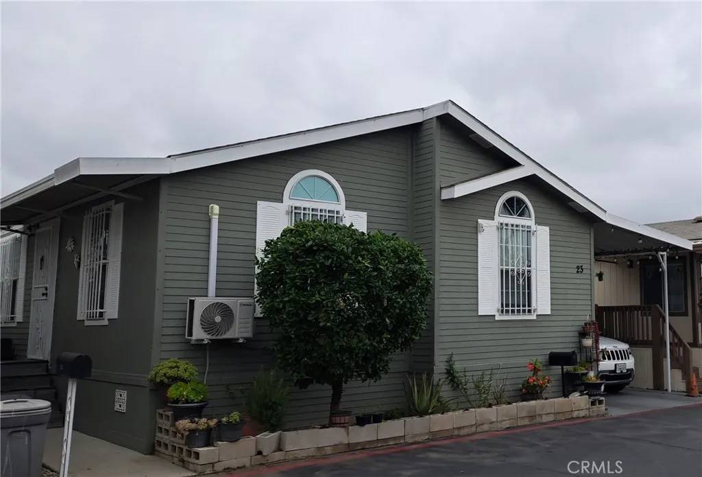 Paramount, CA 90723,16600 Orange Ave #23