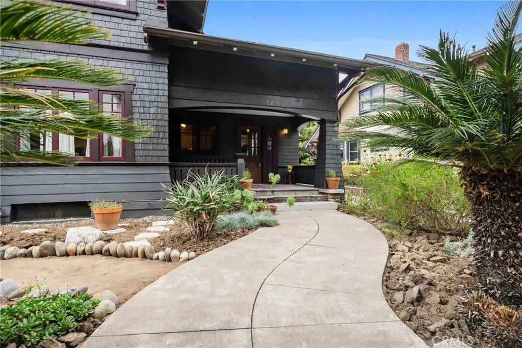 Santa Ana, CA 92701,1218 French Street